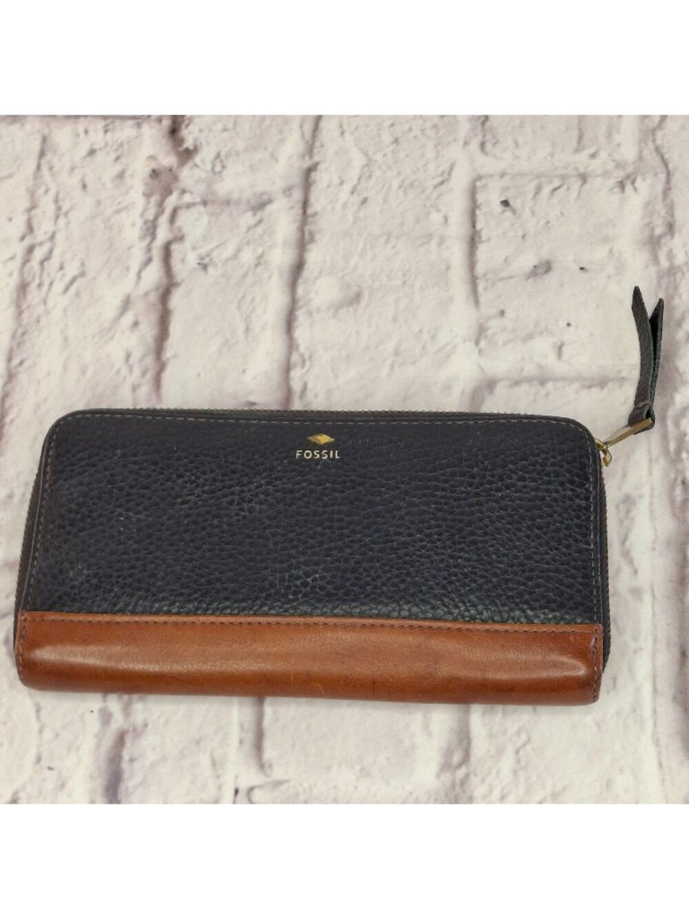 Fossil Womens Wallet W/ Card Slots & Coin Pocket Black & Brown Leather Zip-Aroun
